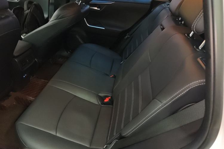 Used Toyota Wildlander 2022 2.0L CVT Two-Wheel Drive Luxury PLUS Edition
