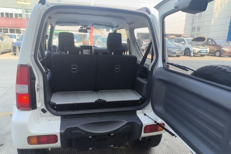 Used Suzuki Jimny 2015 1.3 AT JLX