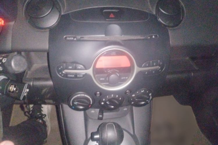 Used Mazda Mazda 2 2011 XuanDong 1.3L Automatic Standard Edition