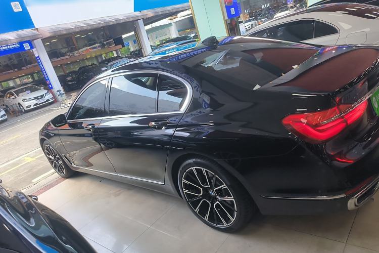 Used BMW 7 Series 2018 730Li Leading Model Excellence Package