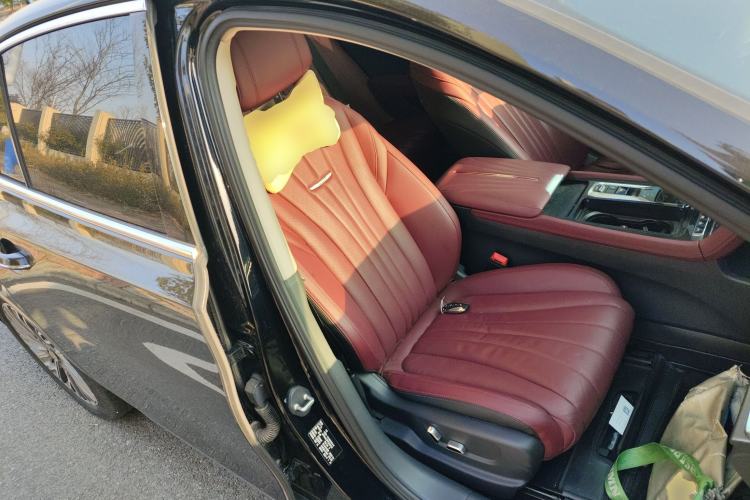 Used Hongqi H5 2023 2.0T Automatic Smart Connect Flagship Edition
