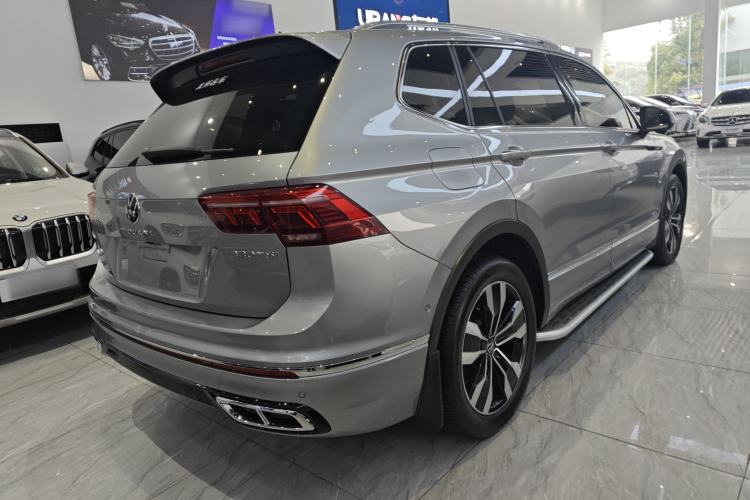 Used Volkswagen Tiguan L 2022 330TSI Automatic Two-Wheel Drive R-Line Enhanced Edition