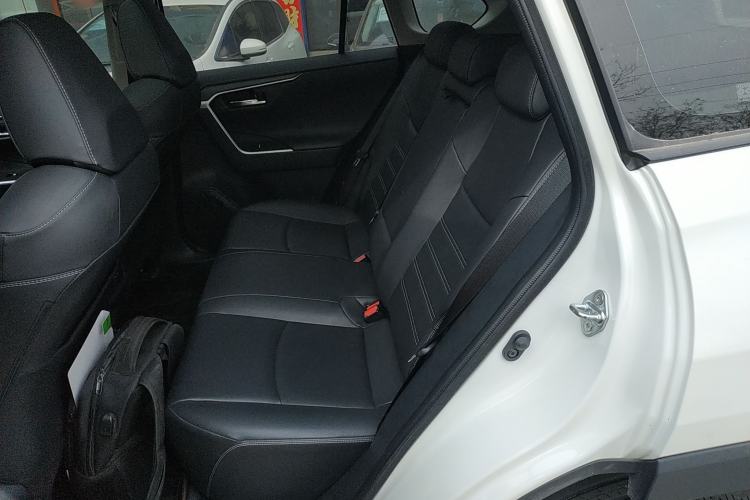 Used Toyota RAV4 2023 2.0L CVT Two-Wheel Drive Fashion Plus Edition