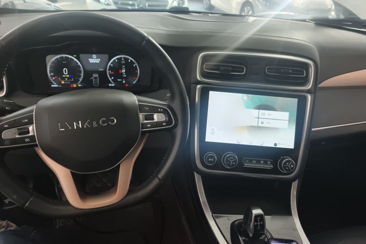 Used Lynk & Co 01 2017 2.0T Two-Wheel Drive Pro Edition
