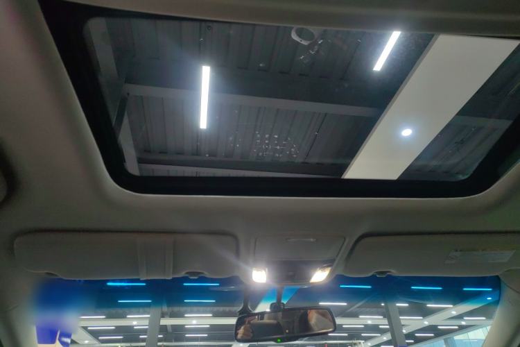 Used Honda Odyssey 2015 Revised Version 2.4L Supreme Edition