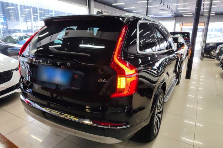 Used Volvo XC90 2022 B6 Zhiya Luxury 7-Seater
