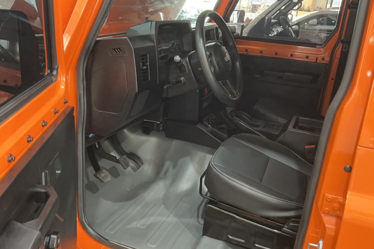 Used  212 Classic 2023 Sniper 2.4T Manual Light-duty Model
