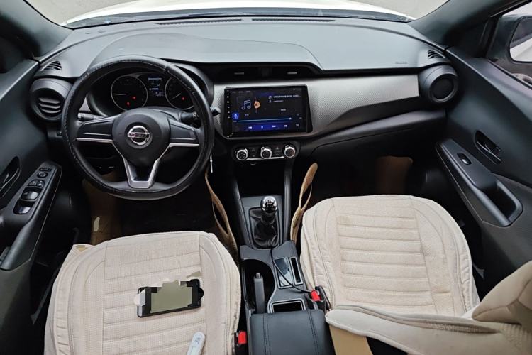 Used Nissan Kicks 2019 1.5L Manual Cool Edition
