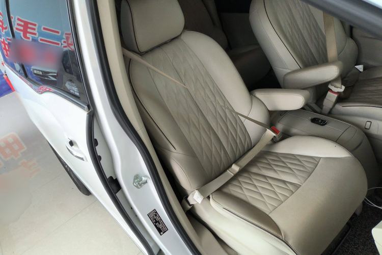 Used Buick GL8 2021 Land Cruiser Executive Class 652T Luxury Model
