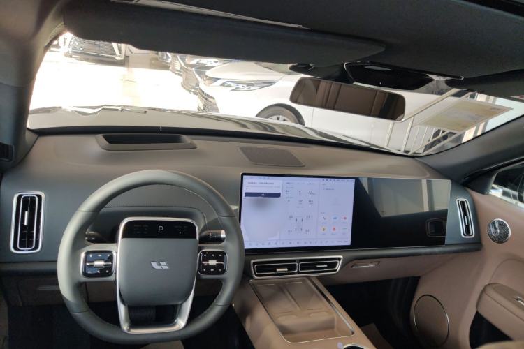 Used Li Auto L7 2025 Ultra Smart Refreshed Edition
