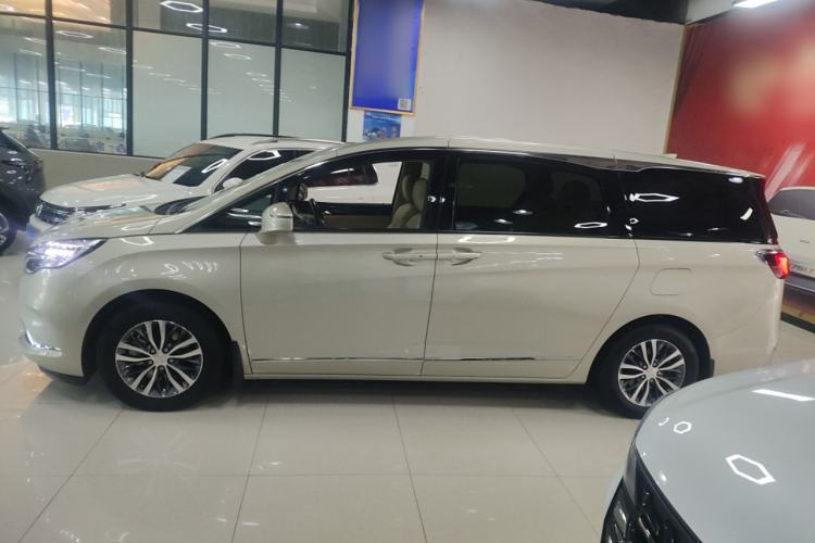 Used Buick GL8 2022 ES Landtrek 653T Luxury Edition
