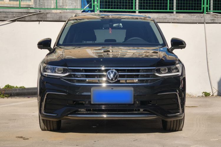 Used Volkswagen Tiguan L 2024 Outstanding Model 330TSI Automatic Two-Wheel Drive R-Line Dragon Glory Edition
