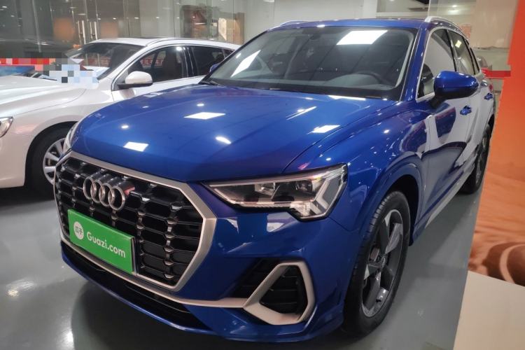 Used Audi Q3 2019 40 TFSI Fashion Dynamic Model