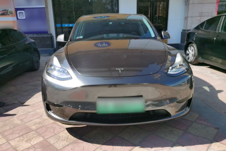 Used Tesla Model Y 2023 Rear-Wheel-Drive Version
