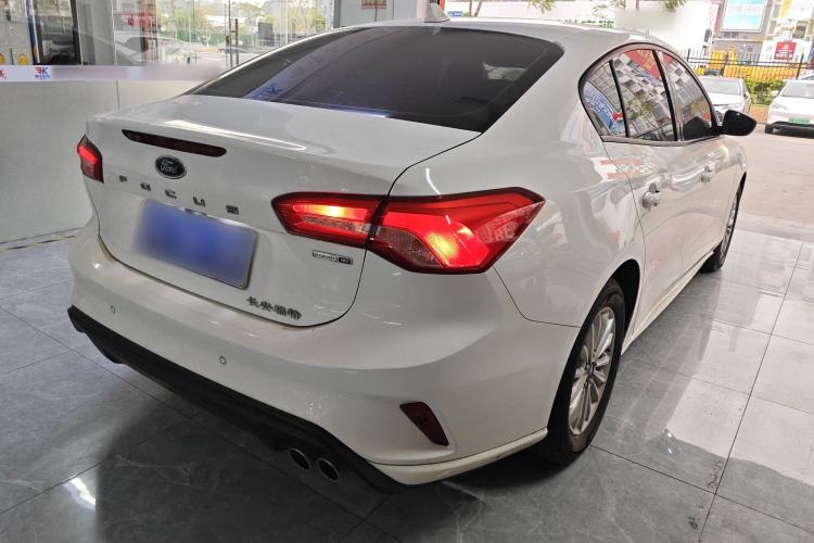 Used Ford Focus 2020 Sedan EcoBoost 180 Automatic Trend Edition
