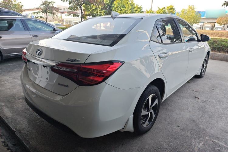 Used Toyota Levin 2017 Revised Dual-Engine 1.8H GS E-CVT Elite Sunroof Version China V Standard
