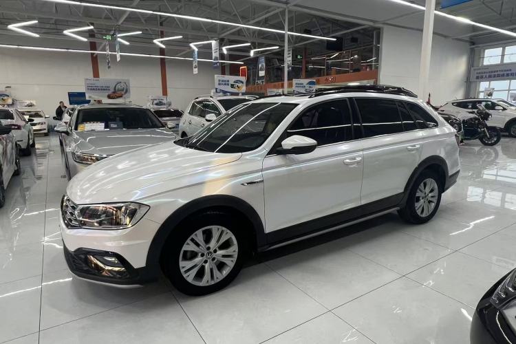 Used Volkswagen C-TREK 2017 230TSI DSG Comfort Version
