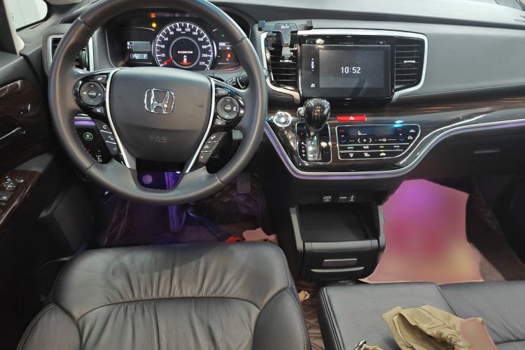 Used Honda Odyssey 2018 2.4L Supreme Edition