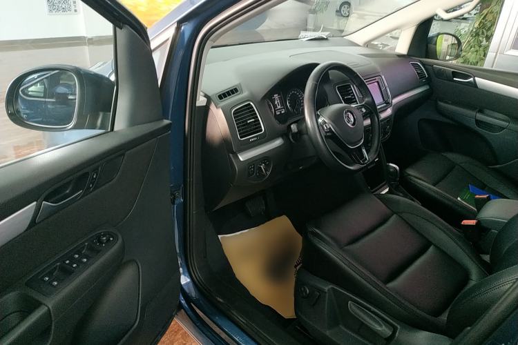 Used Volkswagen Sharan 2016 380TSI Comfort Edition 7-Seater
