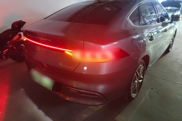 Used BYD Qin PLUS 2024 Honor Edition EV 510KM Leading Model
