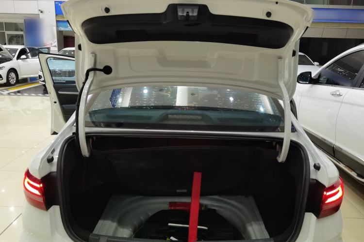 Used Volkswagen Lavida 2023 Revised 1.5L Automatic DeYi Edition
