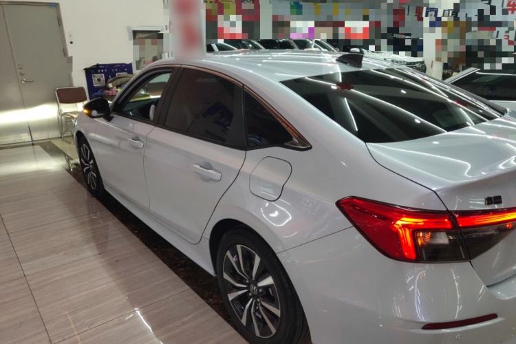 Used Honda Civic 2023 2.0L eHEV Pioneer Edition
