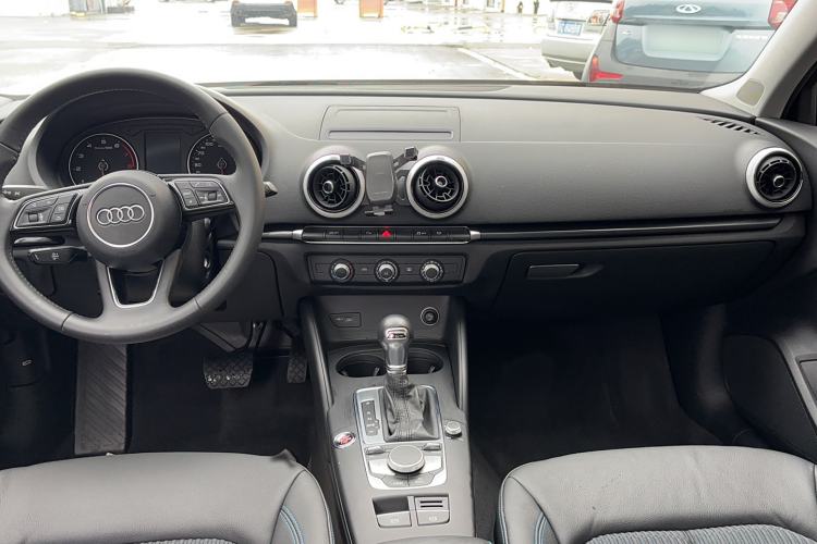 Used Audi A3 2020 Limousine 35 TFSI Fashion Edition China VI Emission Standard
