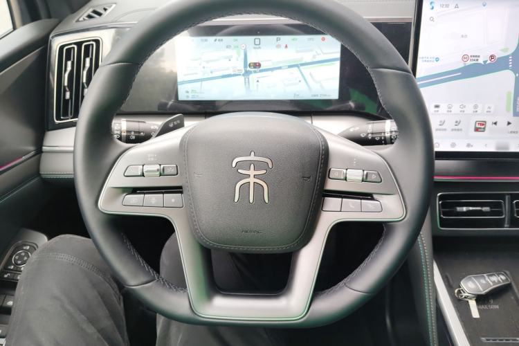 Used BYD Song L DM-i 2025 Intelligent Driving Version 160 km Beyond-Range Type
