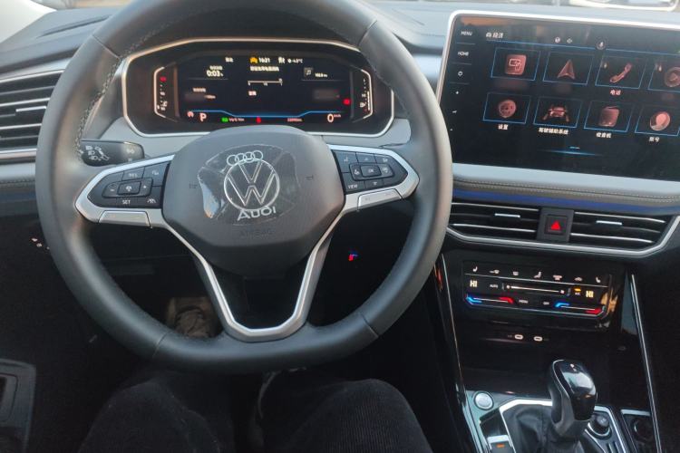 Used Volkswagen Tayron 2023 330TSI Two-Wheel-Drive R-Line High-Energy Version
