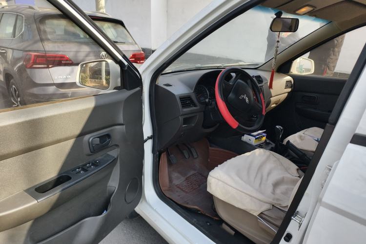 Used Wuling Hongguang 2014 1.5L Standard Version
