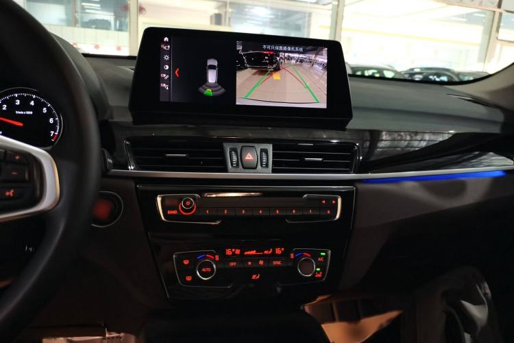 Used BMW X1 2020 sDrive25Li Leading Model