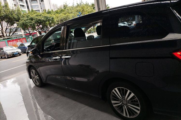 Used Honda Odyssey 2018 2.4L Luxury Edition
