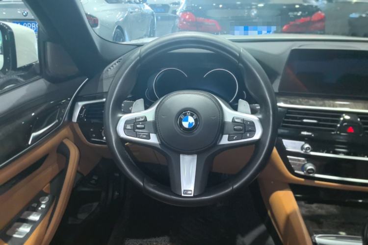 Used BMW 5 Series 2018 Restyled 530Li Luxury Edition M Sport Package
