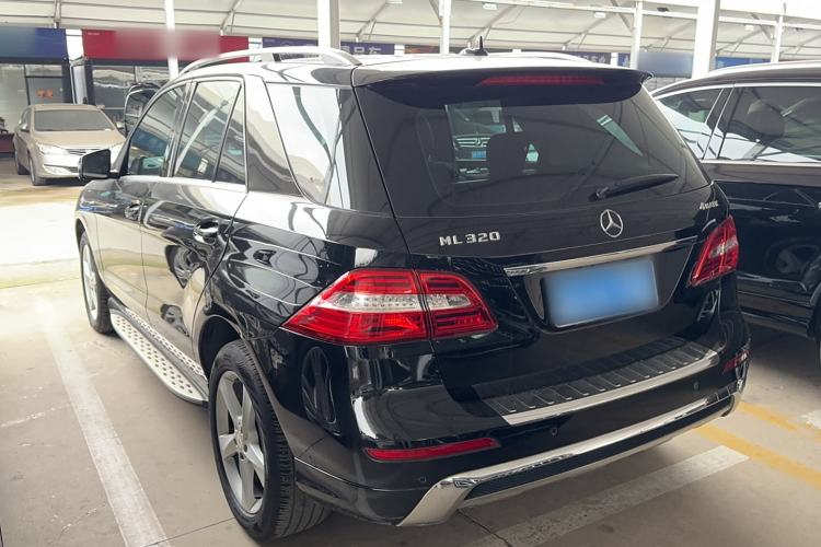 Used Mercedes-Benz M-Class 2014 ML 320 4MATIC