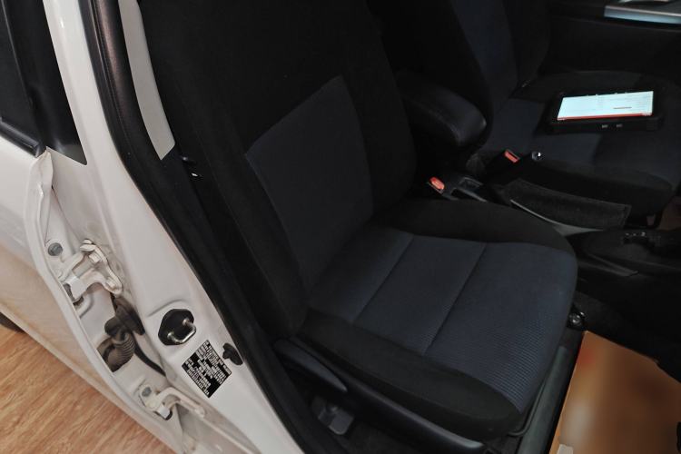 Used Toyota YARiS L 2015 1.5E Automatic Charm Edition