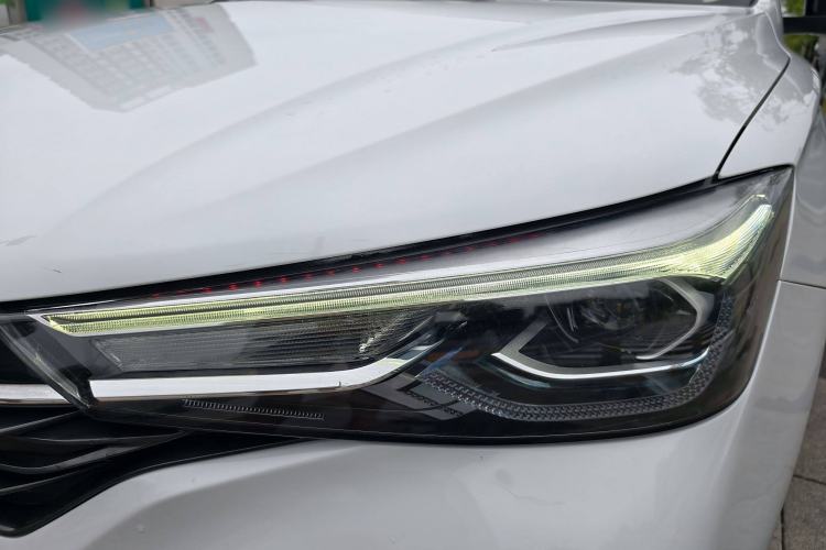 Used Roewe i5 2021 1.5L CVT Diamond Edition
