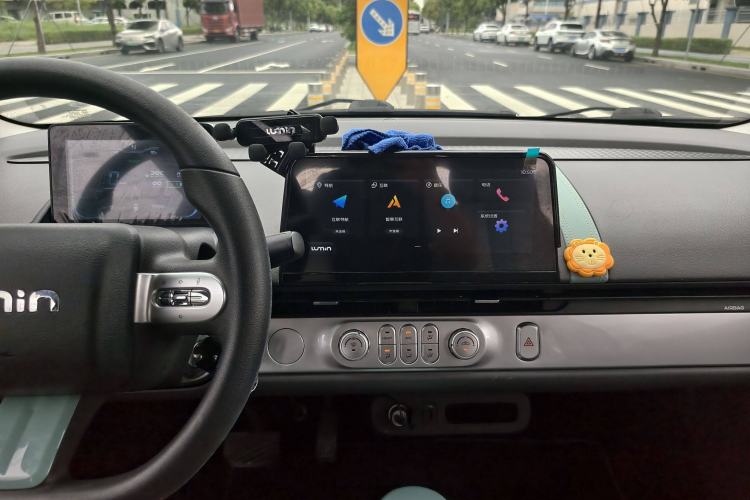 Used  Lumin 2022 301km Honey-Sweet Version
