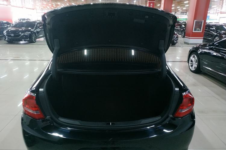 Used Buick LaCrosse 2018 28T Luxury Edition
