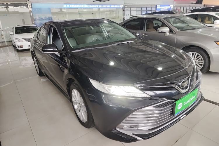 Used Toyota Camry 2018 2.0G Luxury Edition

