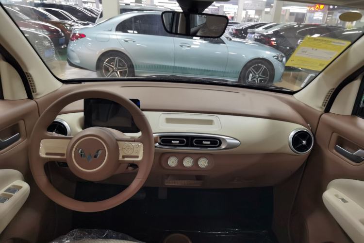 Used Wuling Hongguang MINIEV 2025 Four-Door Version Advanced Edition
