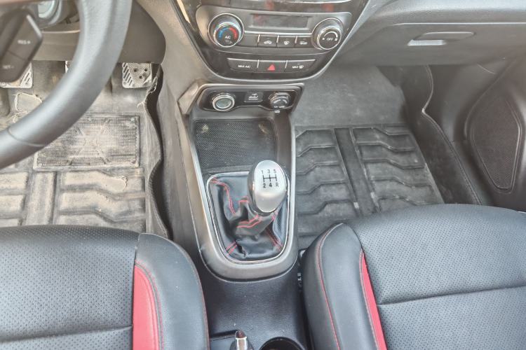 Used Changan CS15 2016 1.5L Manual Fashion Edition