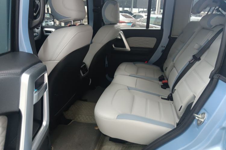 Used Beijing Auto BJ40 2023 2.0D Automatic Four-Wheel Drive Blade Hero Edition Adventurer Type
