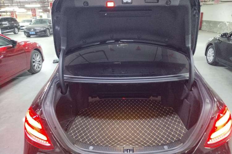 Used Mercedes-Benz E-Class 2020 Facelift E 260 L Sport Edition
