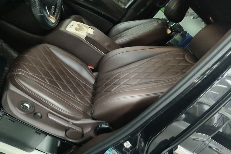 Used Mercedes-Benz V-Class 2016 V 260 Avantgarde Edition
