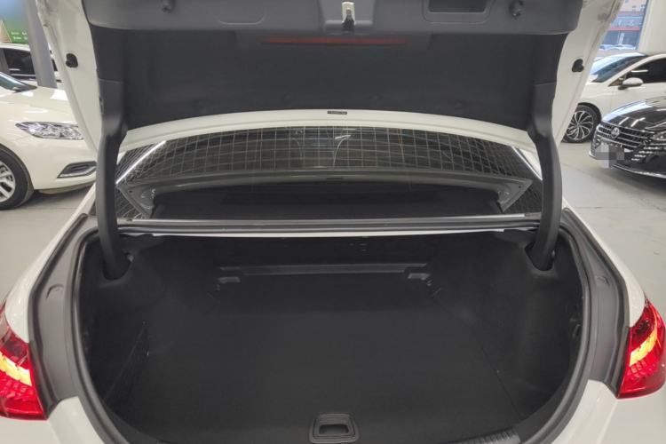 Used Mercedes-Benz C-Class 2025 C 260 L Sport Edition
