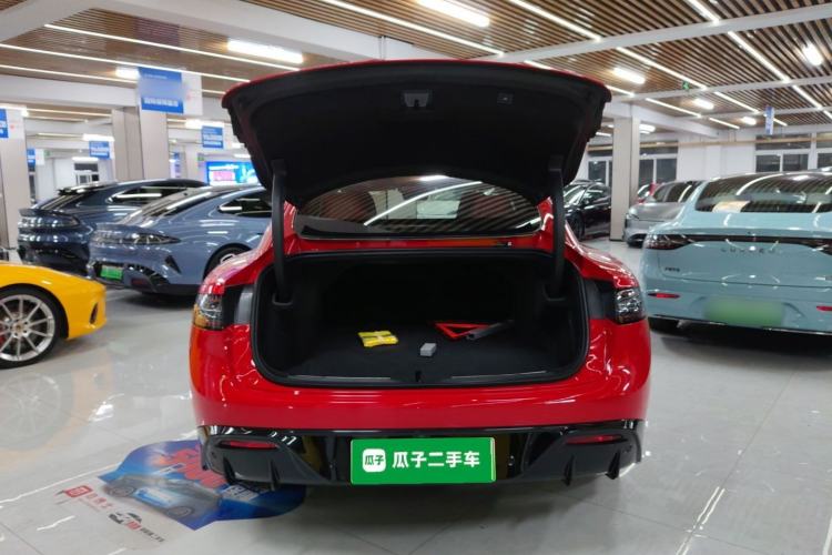 Used Hima Luxeed S7 2025 785 km Ultra