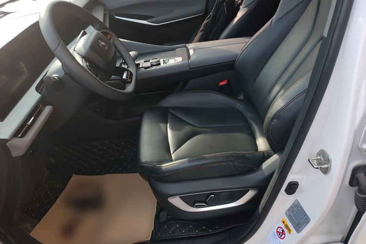 Used Changan CS75 PLUS 2022 2nd Generation 1.5T Automatic Luxury Edition
