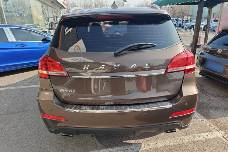 Used Haval H2 2016 Red Label 1.5T Manual Two-Wheel Drive Elite Model
