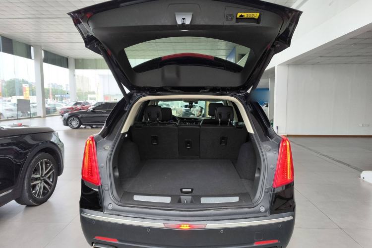 Used Cadillac XT5 2016 25T Luxury Model
