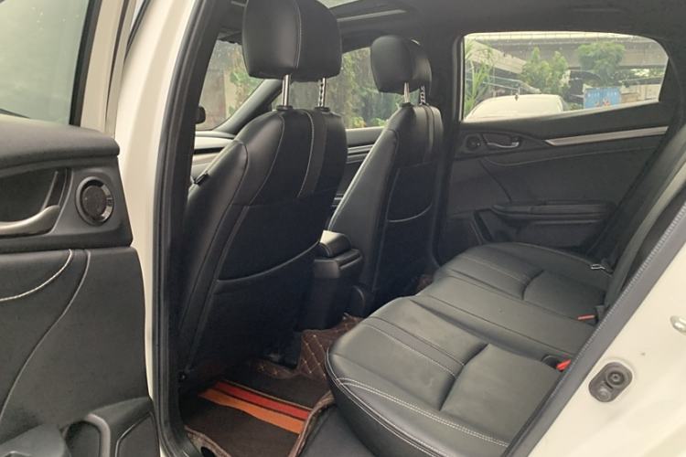 Used Honda Civic 2021 HATCHBACK 220TURBO CVT Trendy Cool Edition
